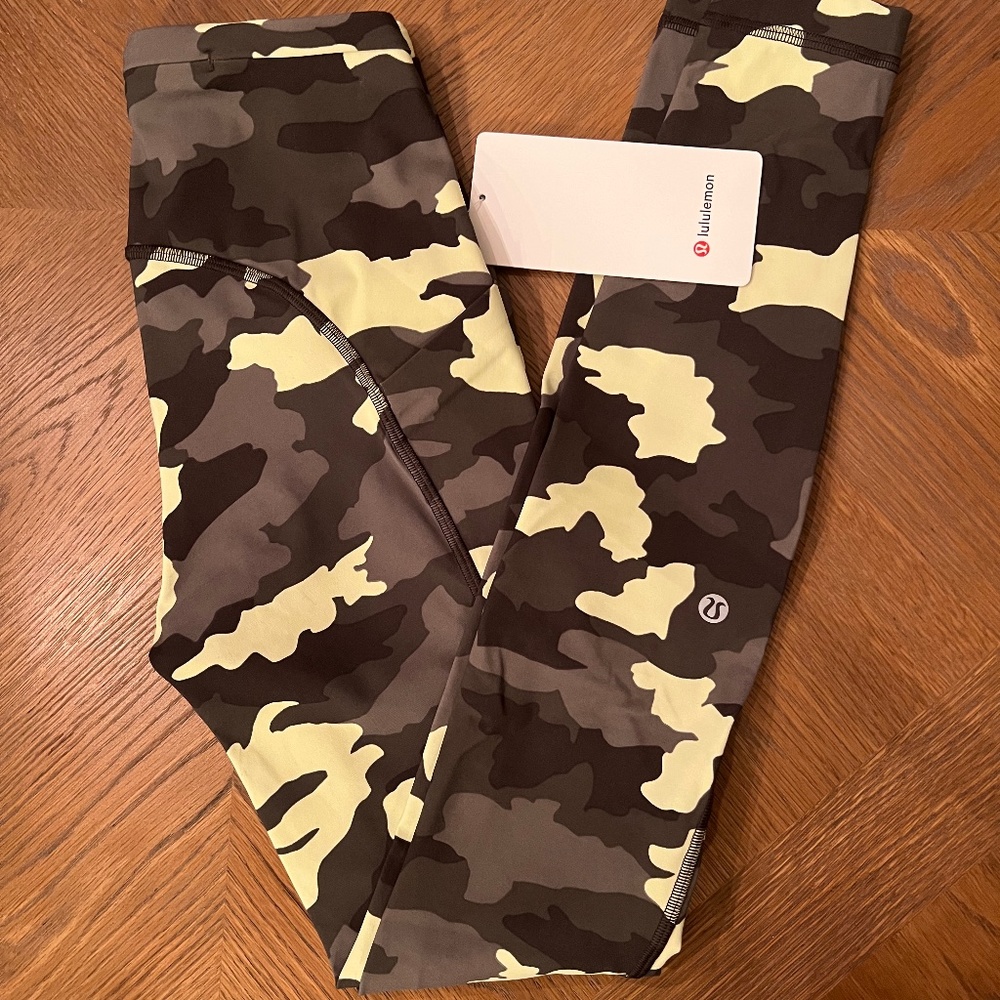 NWT LULULEMON Leggings size 2